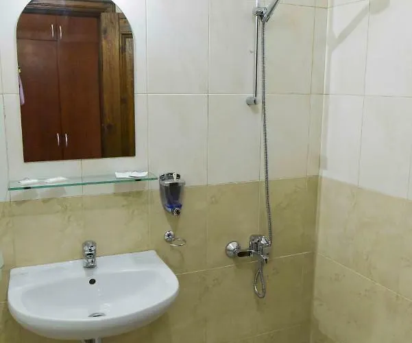 게스트하우스 Lovna Sreshta