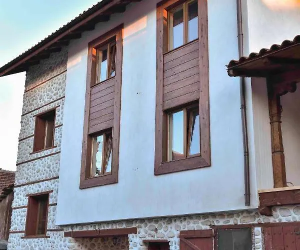 Lovna Sreshta Vendégház 3*